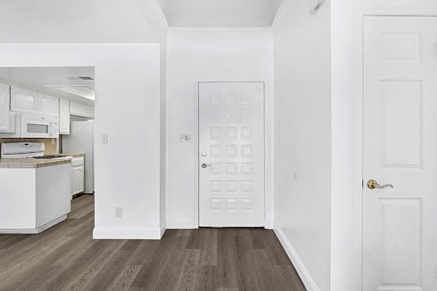 474 E Alluvial Ave #105, Fresno, CA 93720