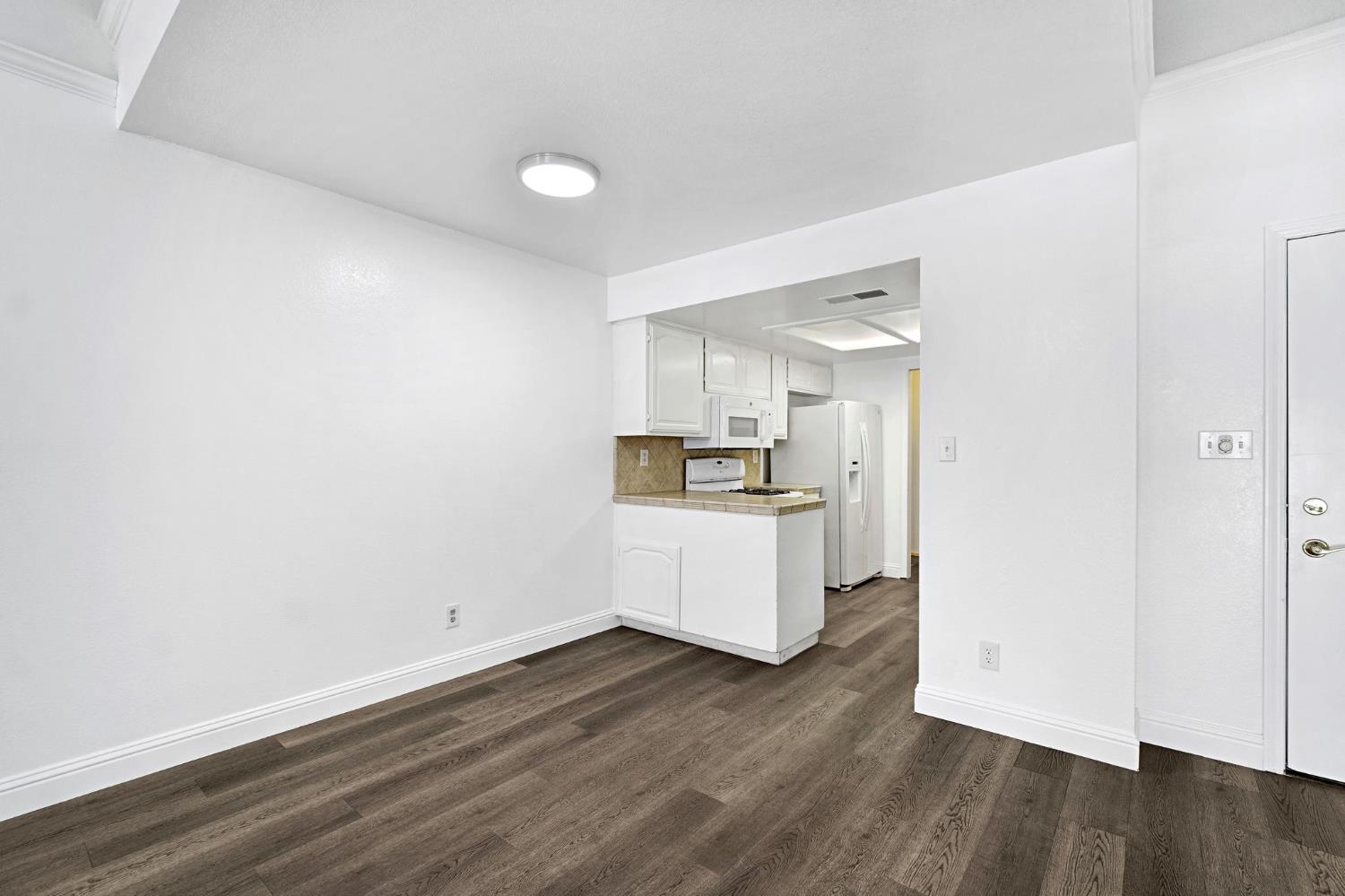 474 E Alluvial Ave #105, Fresno, CA 93720