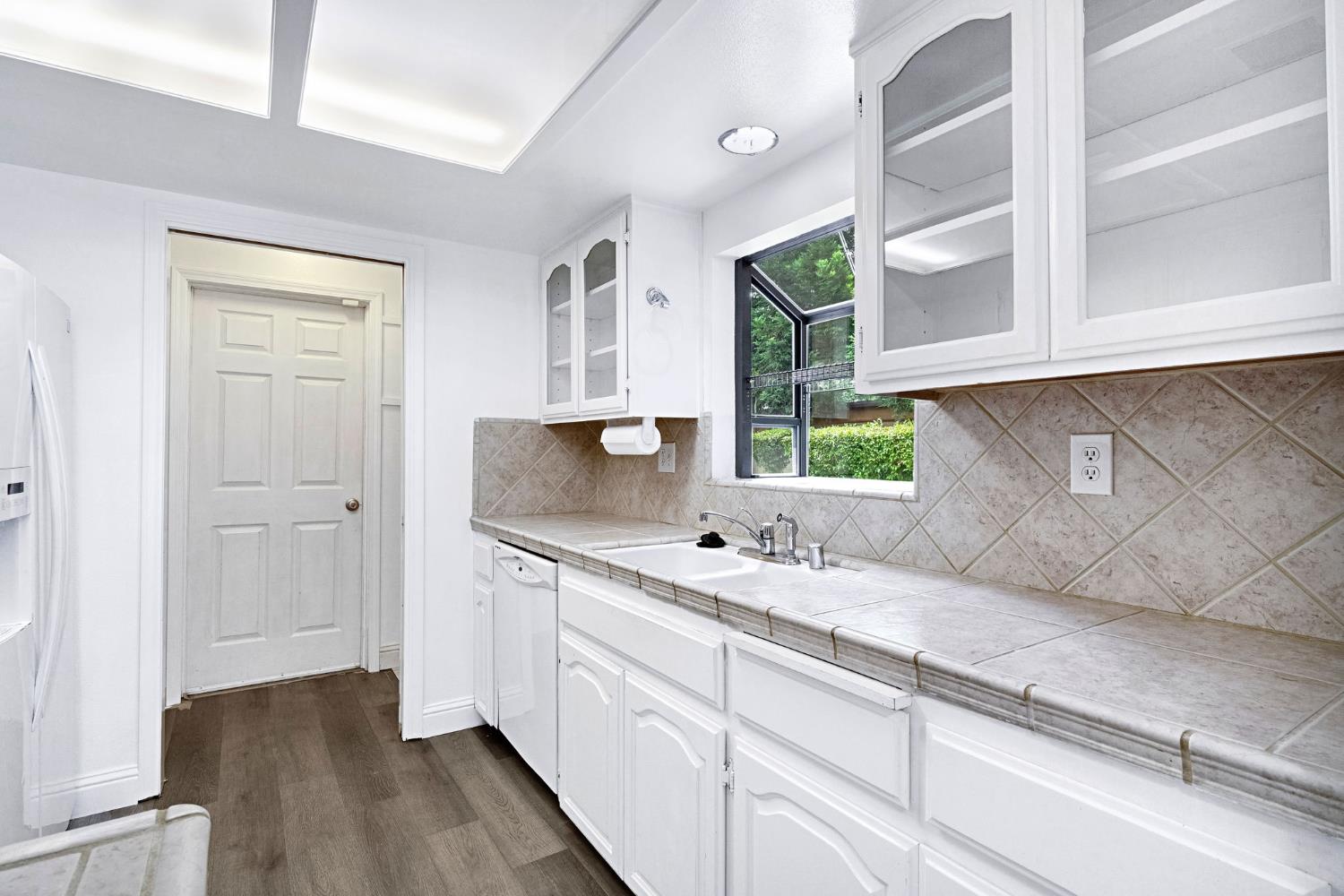 474 E Alluvial Ave #105, Fresno, CA 93720