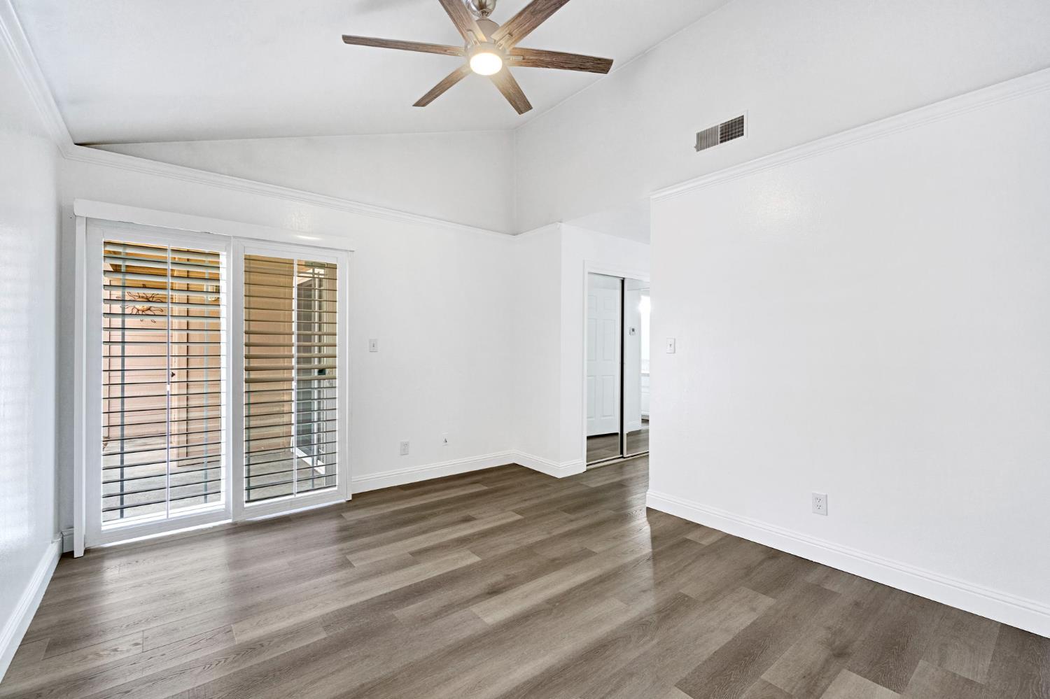 474 E Alluvial Ave #105, Fresno, CA 93720