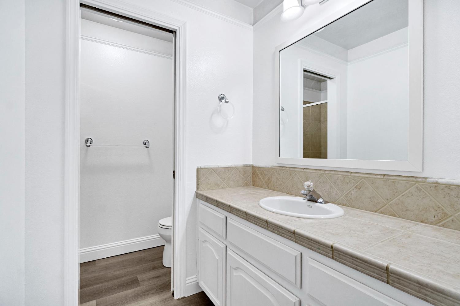 474 E Alluvial Ave #105, Fresno, CA 93720
