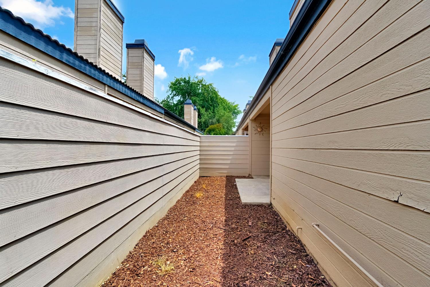 474 E Alluvial Ave #105, Fresno, CA 93720