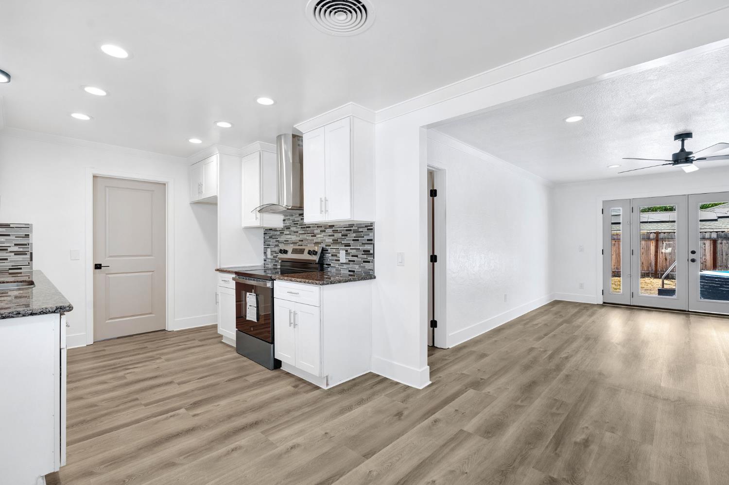 3853 N Millbrook Ave, Fresno, CA 93726