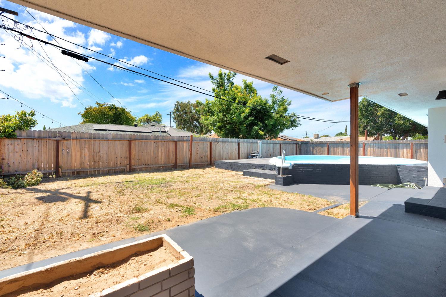 3853 N Millbrook Ave, Fresno, CA 93726