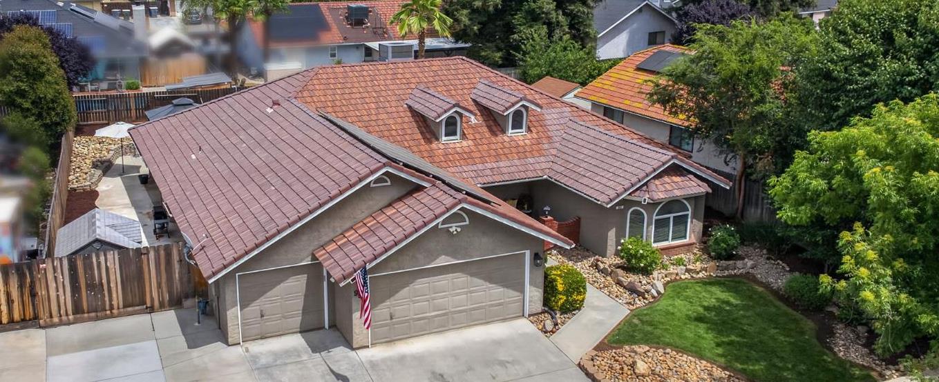 997 Pistachio Ave, Clovis, CA 93611
