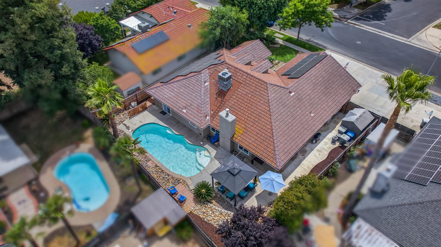 997 Pistachio Ave, Clovis, CA 93611