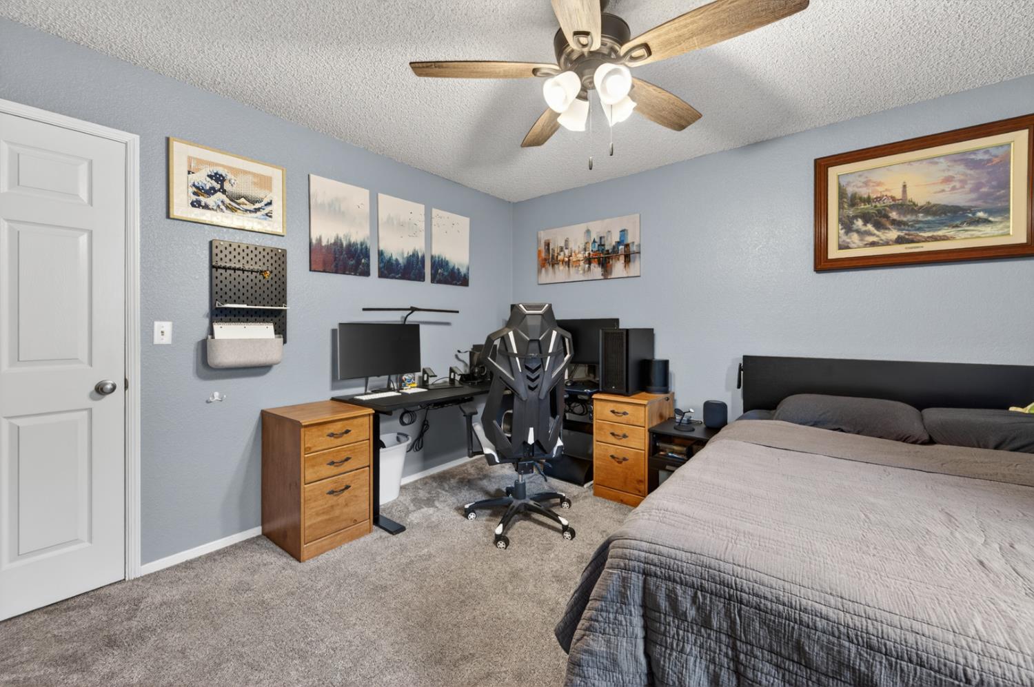997 Pistachio Ave, Clovis, CA 93611