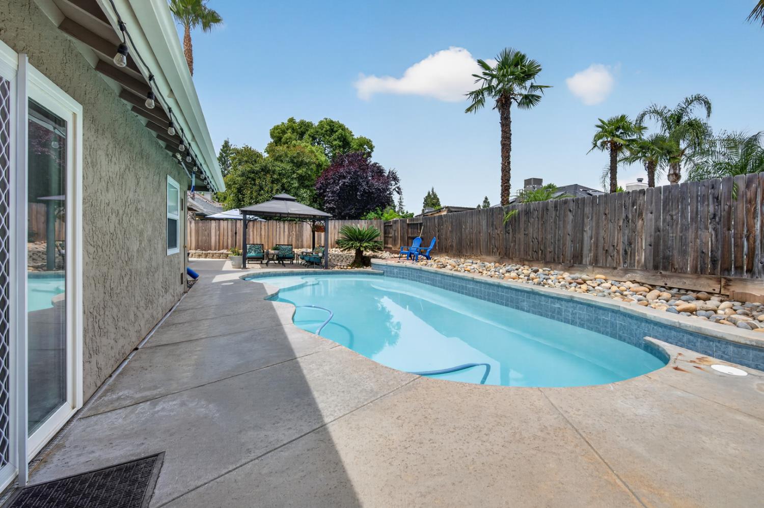 997 Pistachio Ave, Clovis, CA 93611