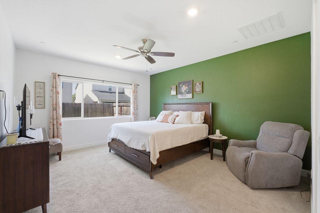 5836 E Pitt Ave, Fresno, CA 93727