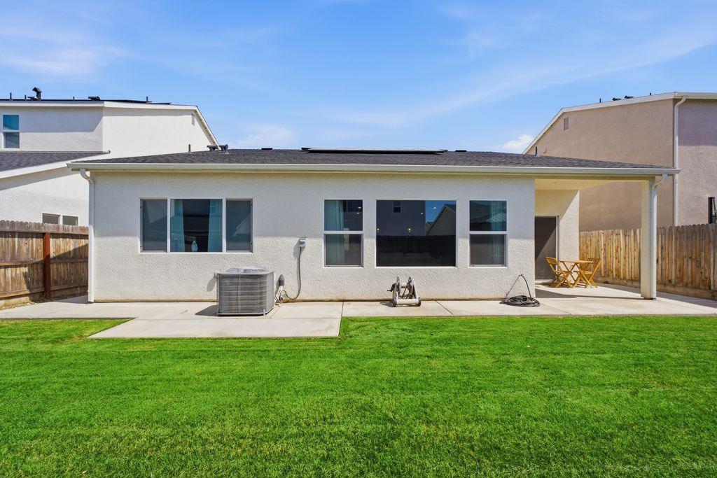 5836 E Pitt Ave, Fresno, CA 93727