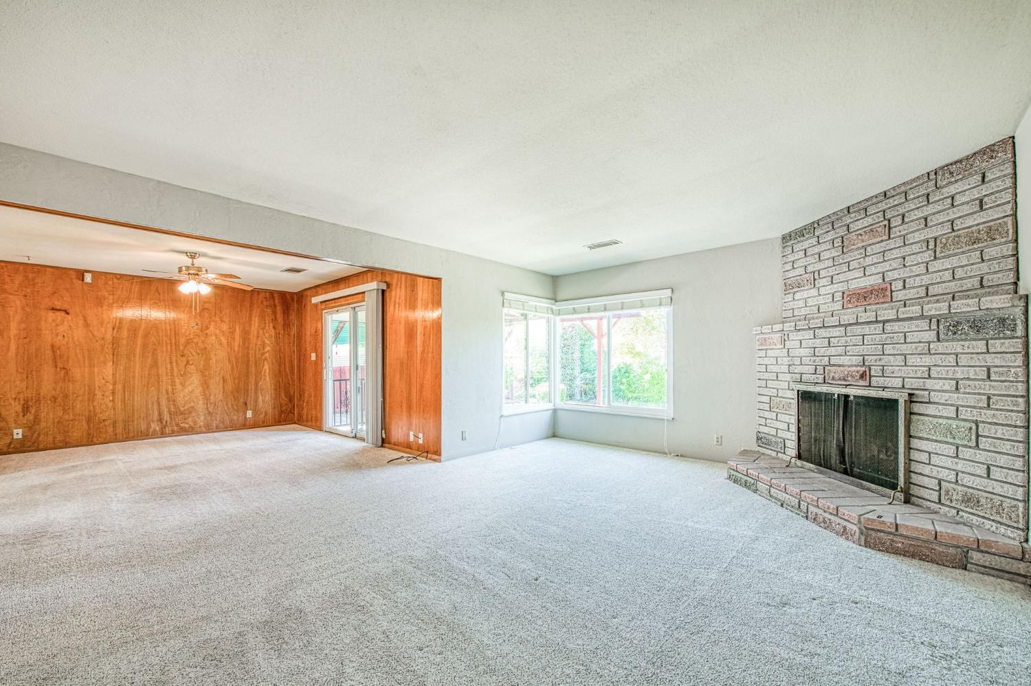 3544 E Indianapolis Ave, Fresno, CA 93726