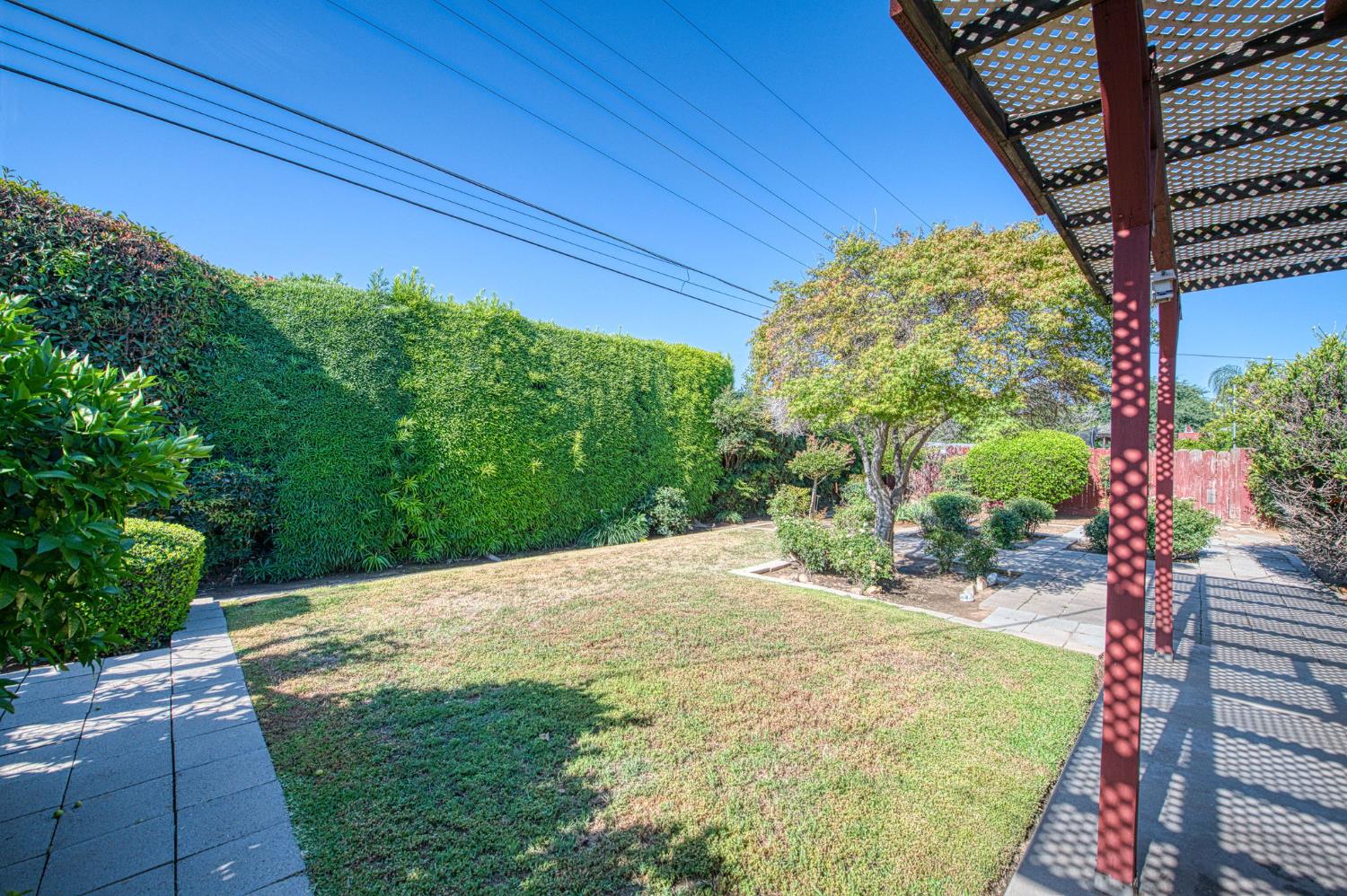 3544 E Indianapolis Ave, Fresno, CA 93726