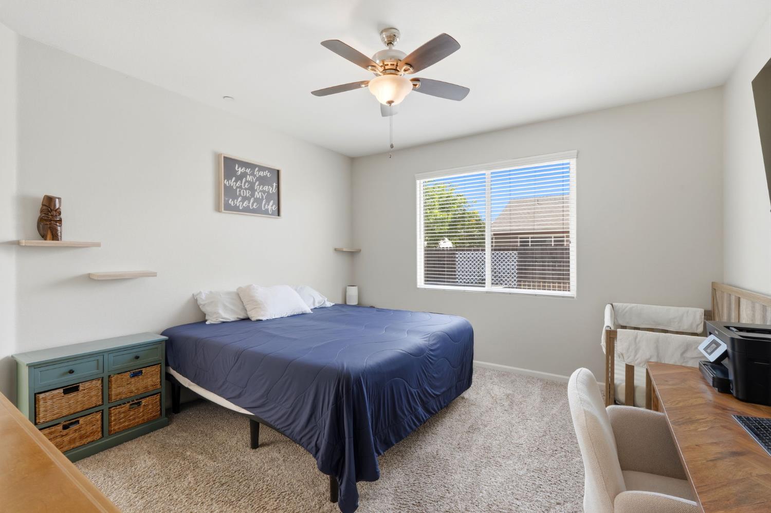 1383 E Donnybrook Pl, Hanford, CA 93230