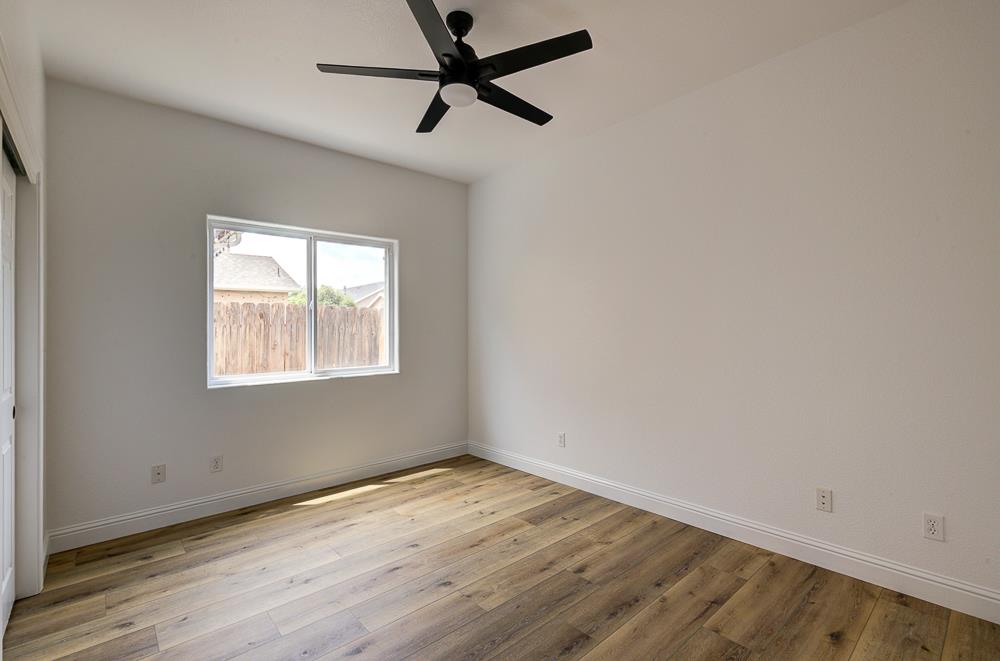 5048 W Brown Ave, Fresno, CA 93722