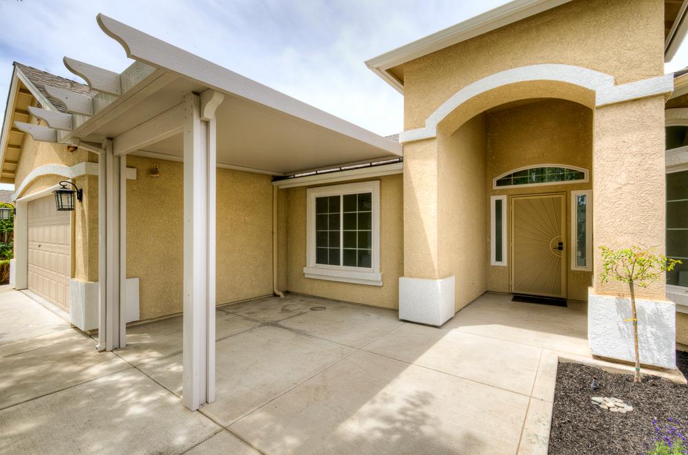 5048 W Brown Ave, Fresno, CA 93722