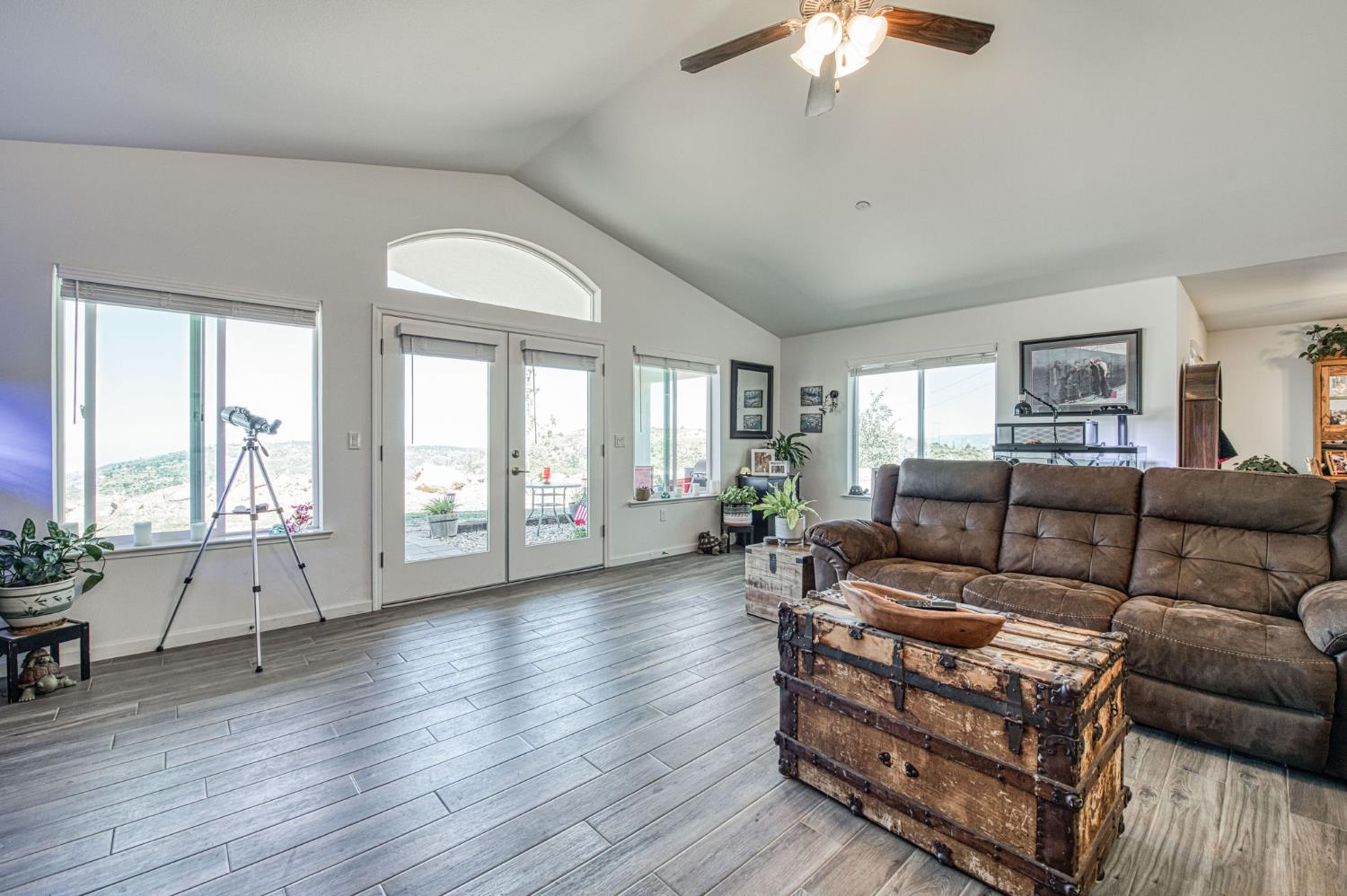 36060 Cressman Road, Shaver Lake, CA 93664