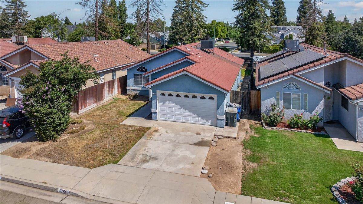 5754 W Tenaya Ave, Fresno, CA 93722