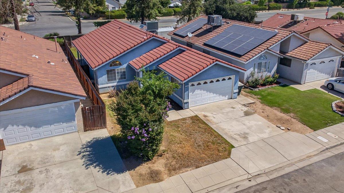 5754 W Tenaya Ave, Fresno, CA 93722