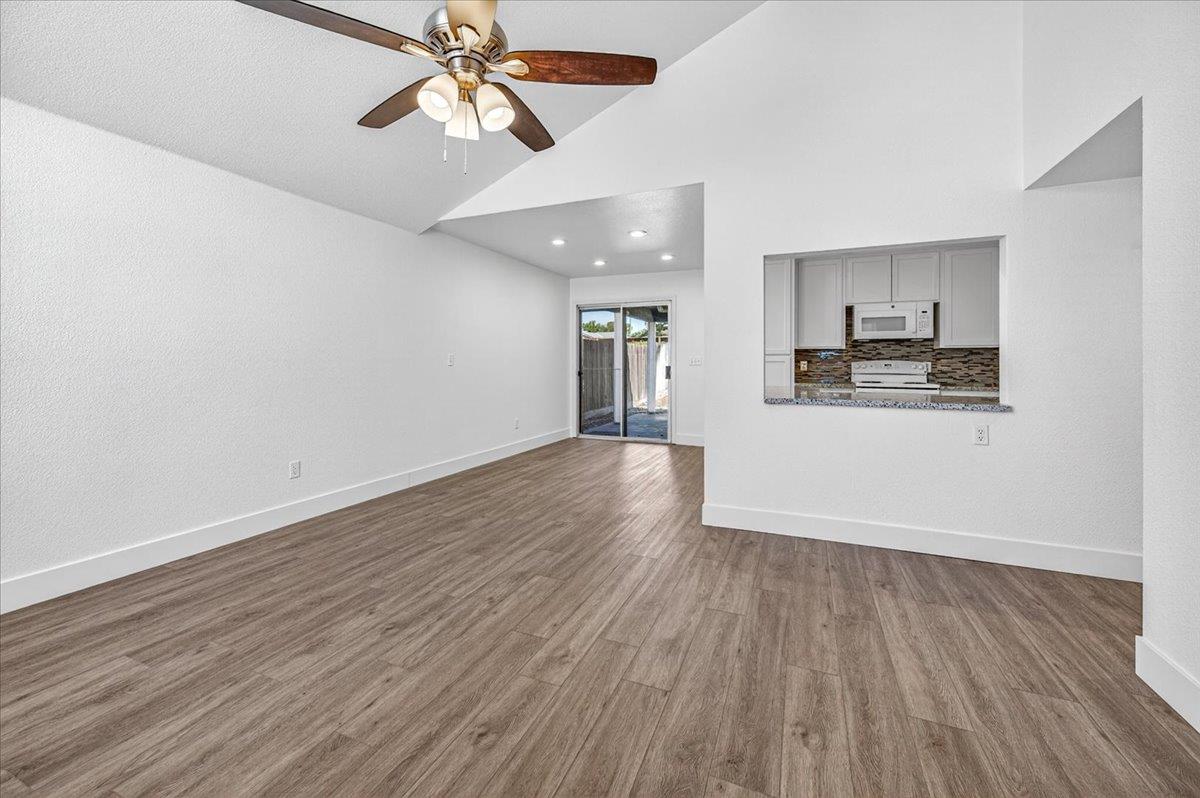 5754 W Tenaya Ave, Fresno, CA 93722