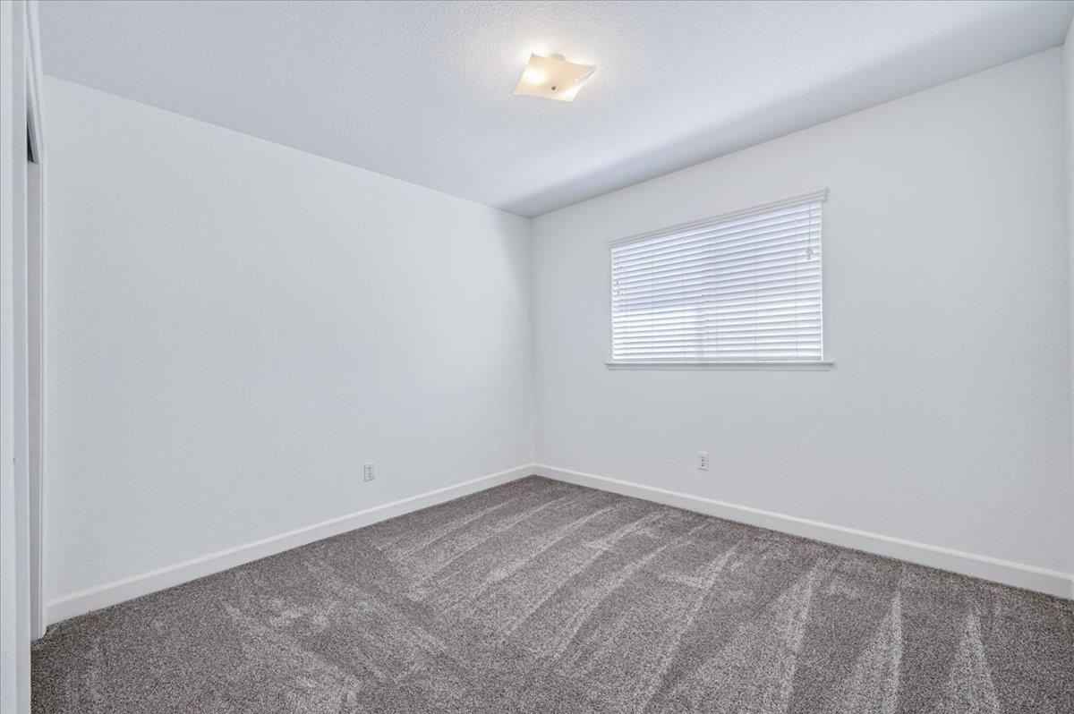 5754 W Tenaya Ave, Fresno, CA 93722