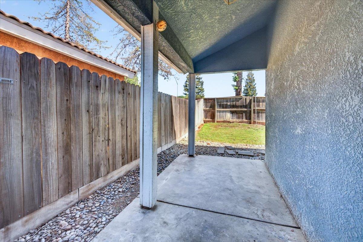 5754 W Tenaya Ave, Fresno, CA 93722