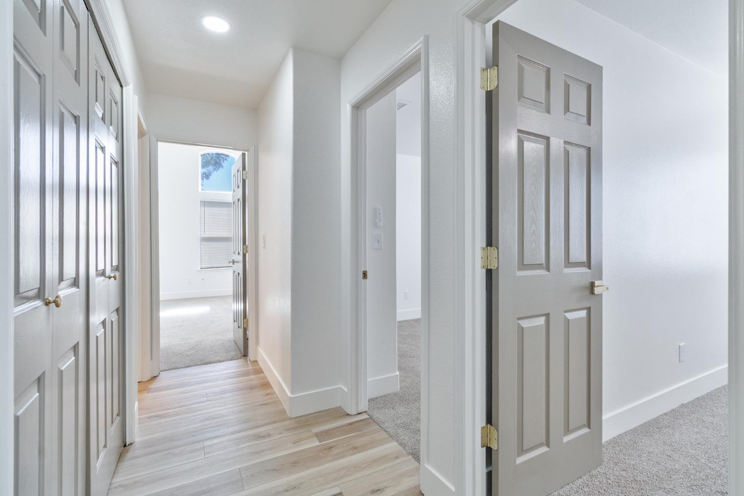 7416 N Carnegie Ave, Fresno, CA 93722