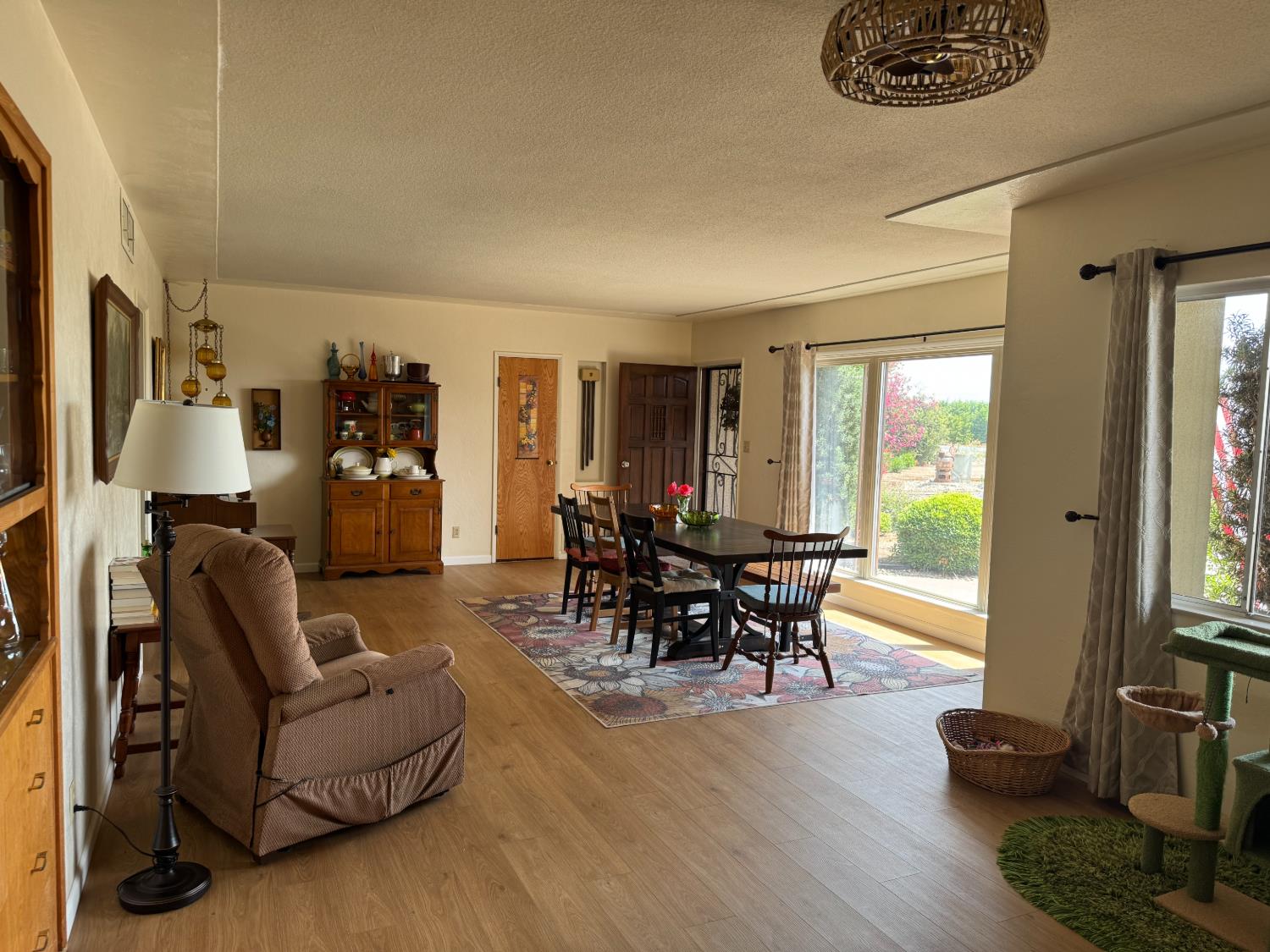 38787 Road 74, Dinuba, CA 93618