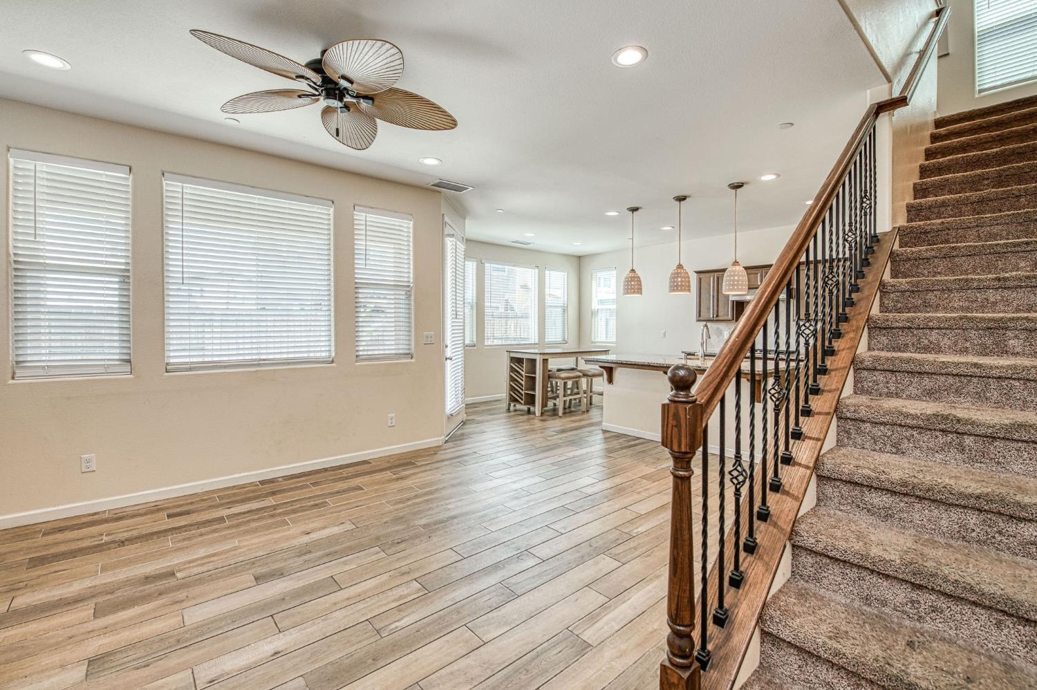 6336 N Santa Lucia Way, Fresno, CA 93722