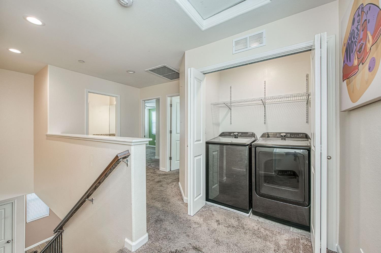 6336 N Santa Lucia Way, Fresno, CA 93722