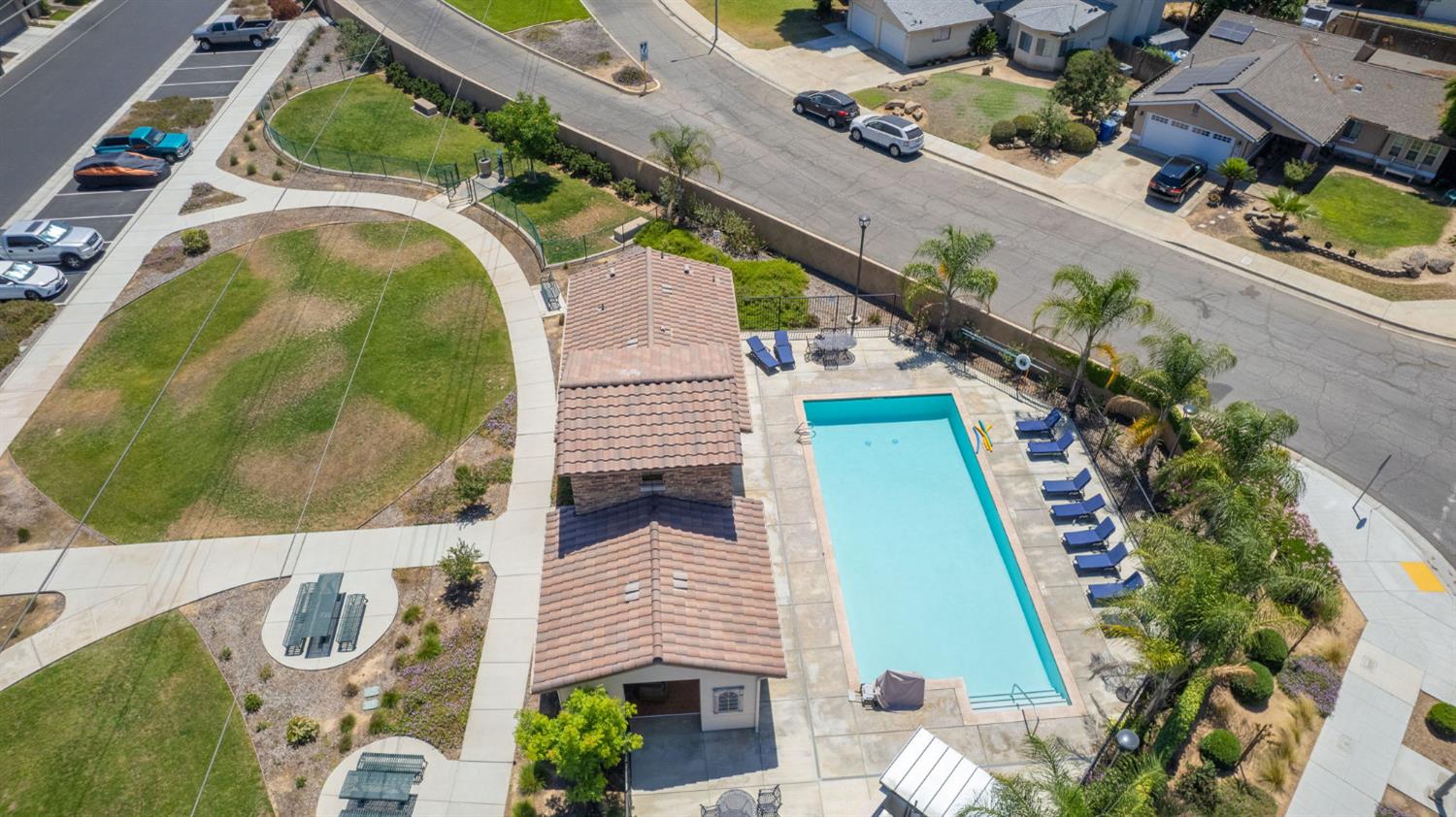 6336 N Santa Lucia Way, Fresno, CA 93722