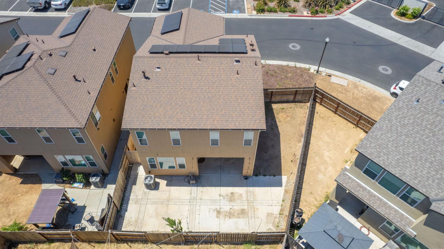 6336 N Santa Lucia Way, Fresno, CA 93722