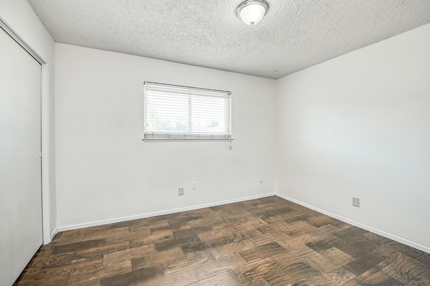2335 W Cornell Ave, Fresno, CA 93705