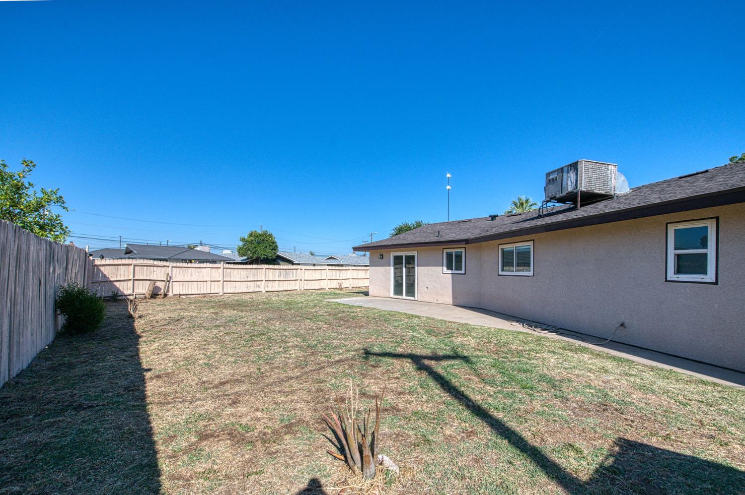 2335 W Cornell Ave, Fresno, CA 93705