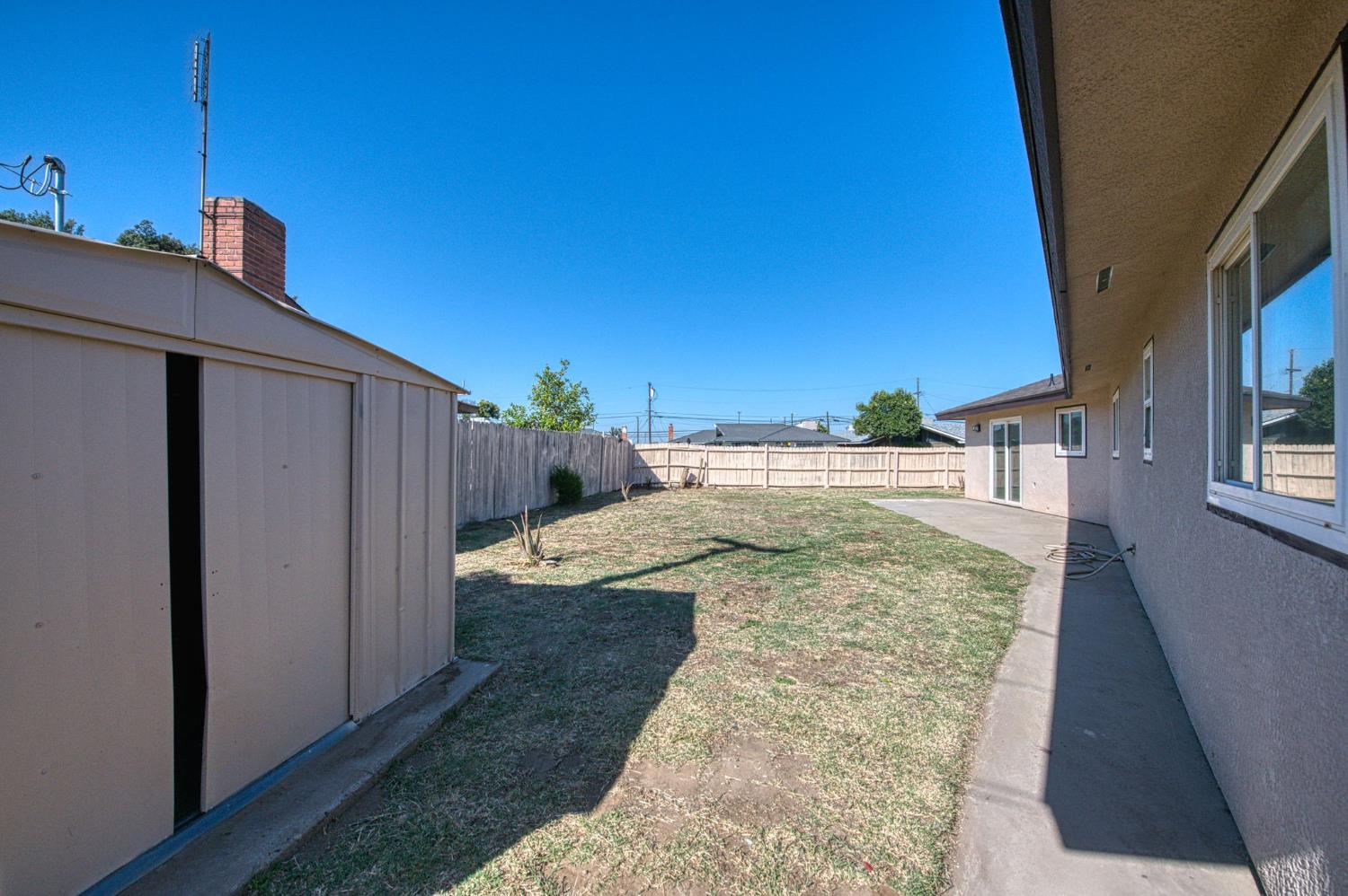 2335 W Cornell Ave, Fresno, CA 93705