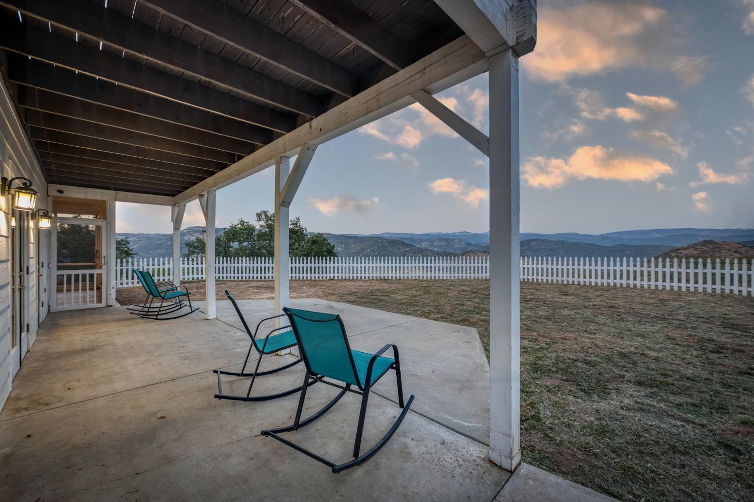 30547 Seminole Rd, Tollhouse, CA 93667