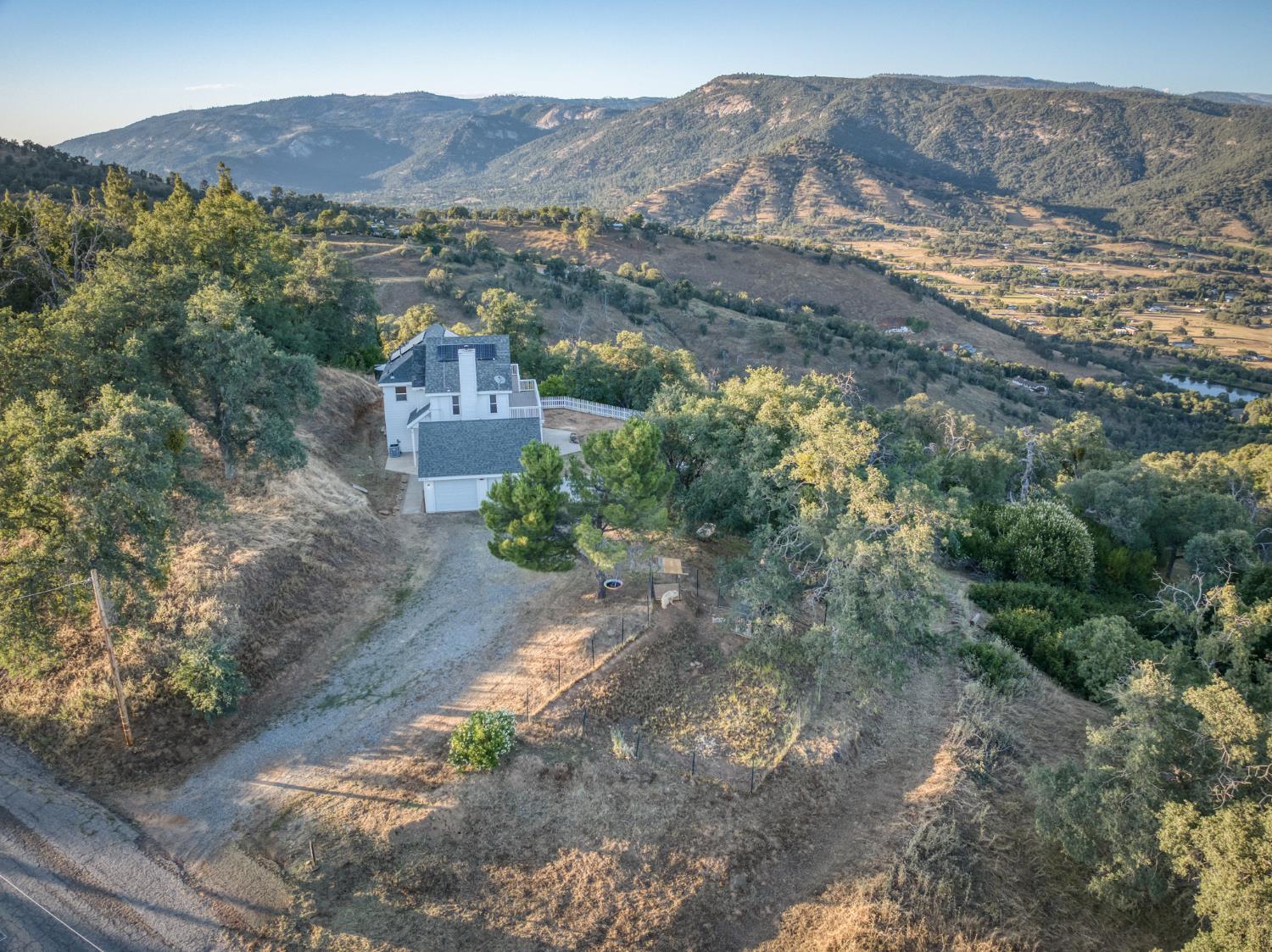 30547 Seminole Rd, Tollhouse, CA 93667