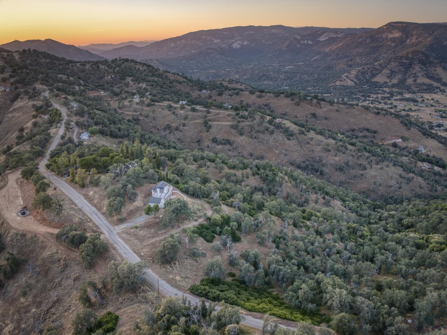 30547 Seminole Rd, Tollhouse, CA 93667