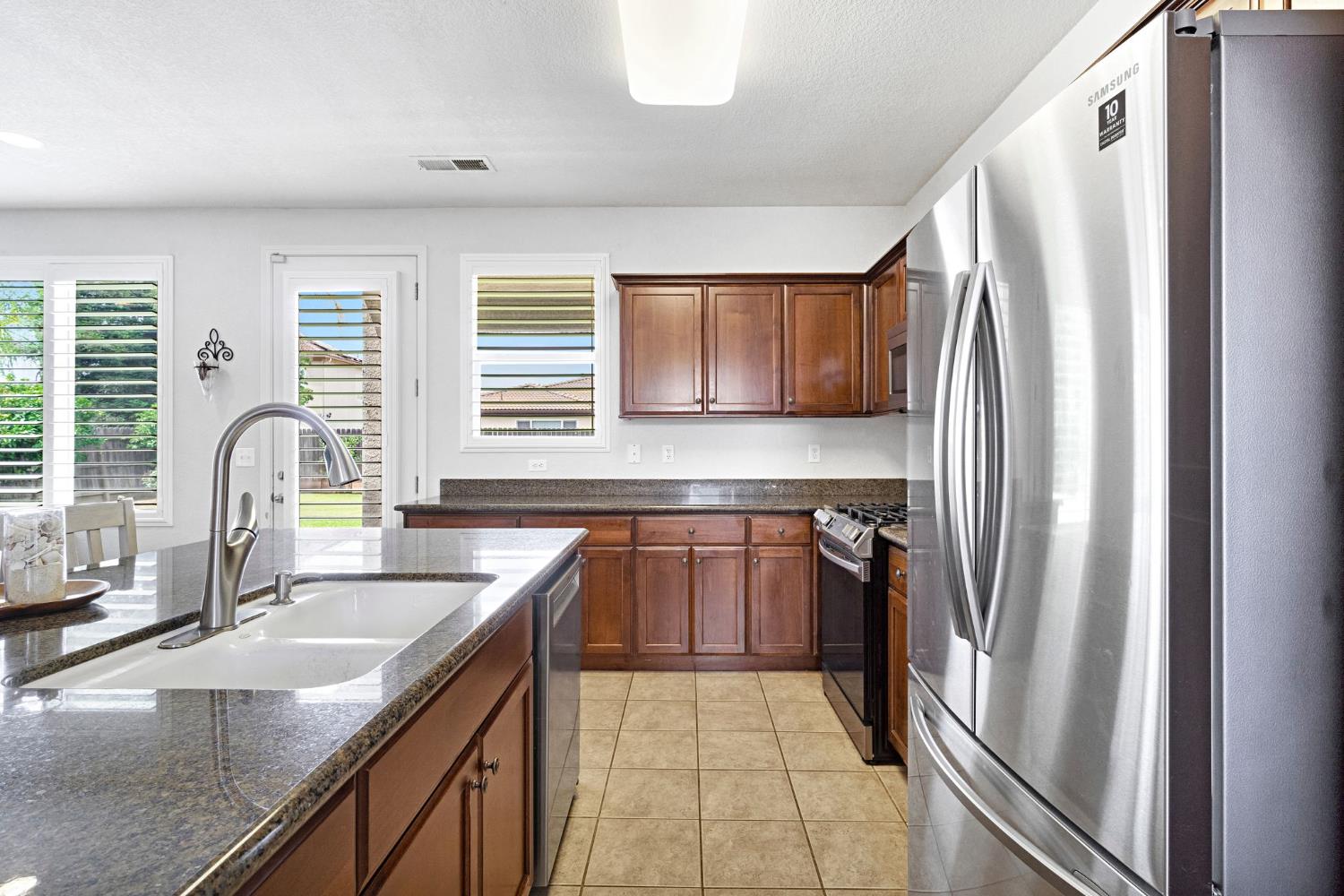 7382 E Fedora Ave, Fresno, CA 93737