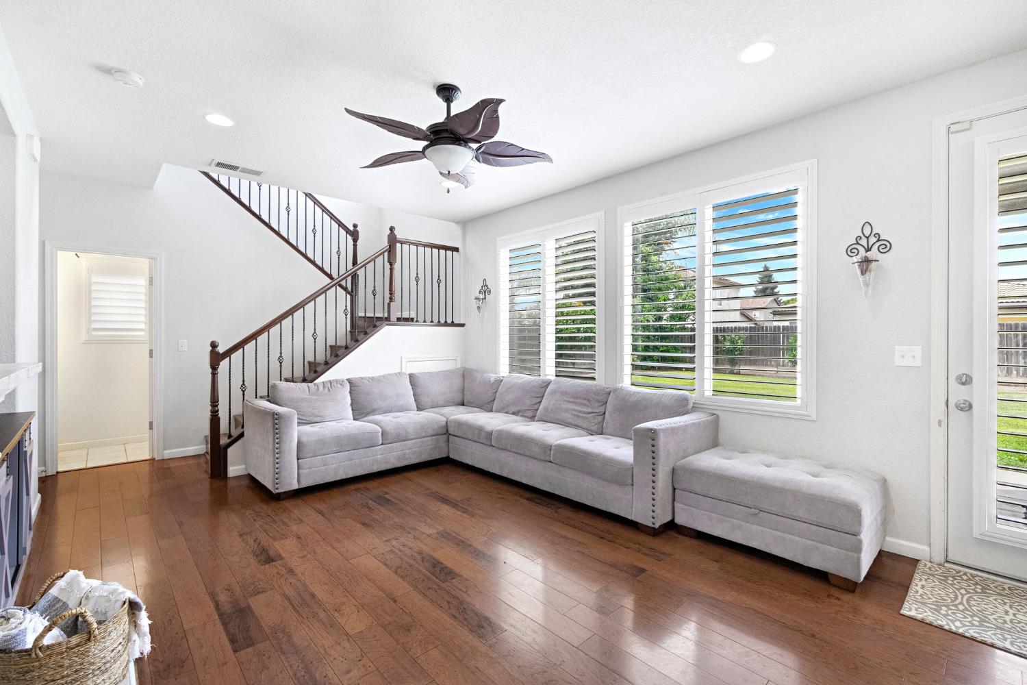 7382 E Fedora Ave, Fresno, CA 93737