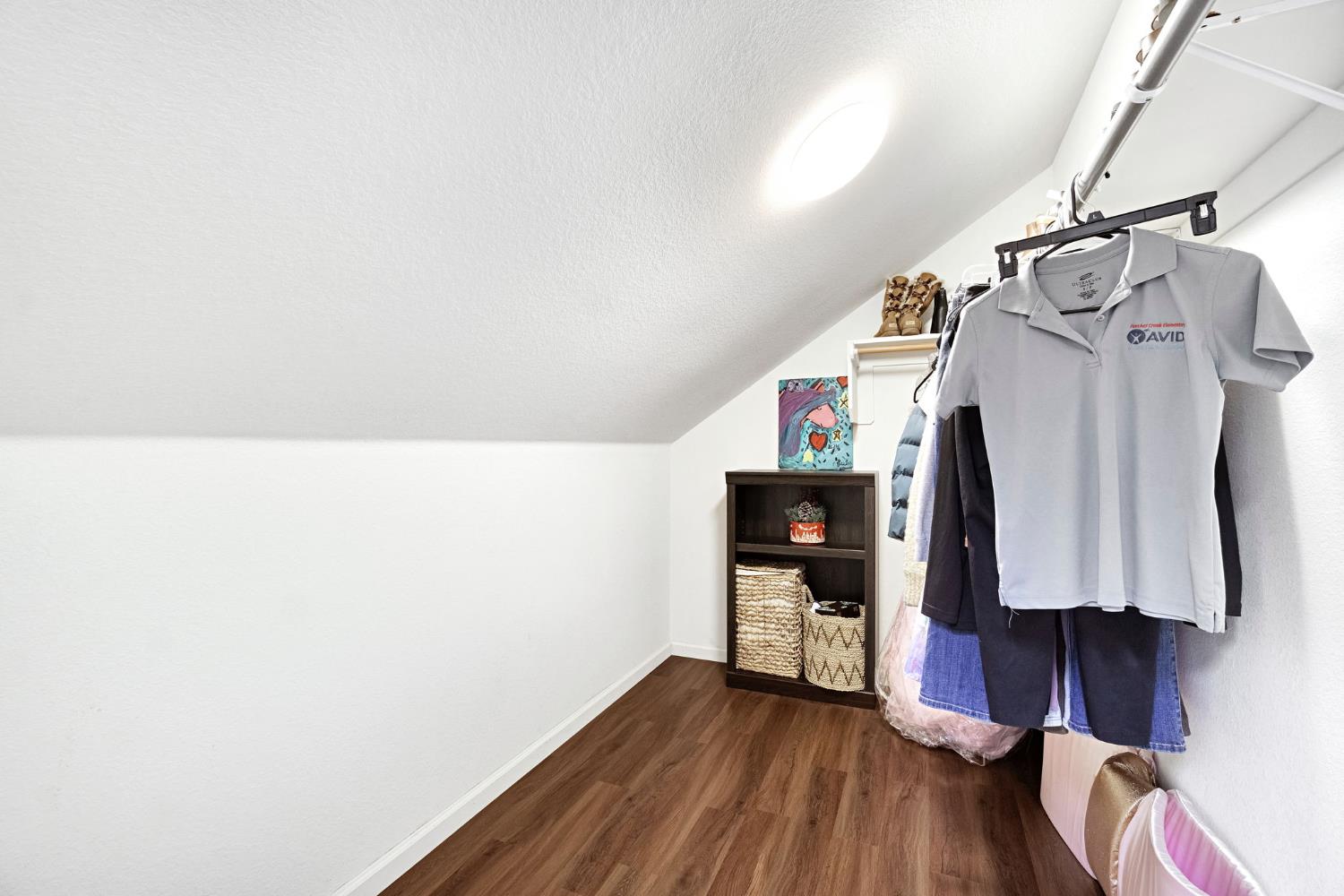 7382 E Fedora Ave, Fresno, CA 93737