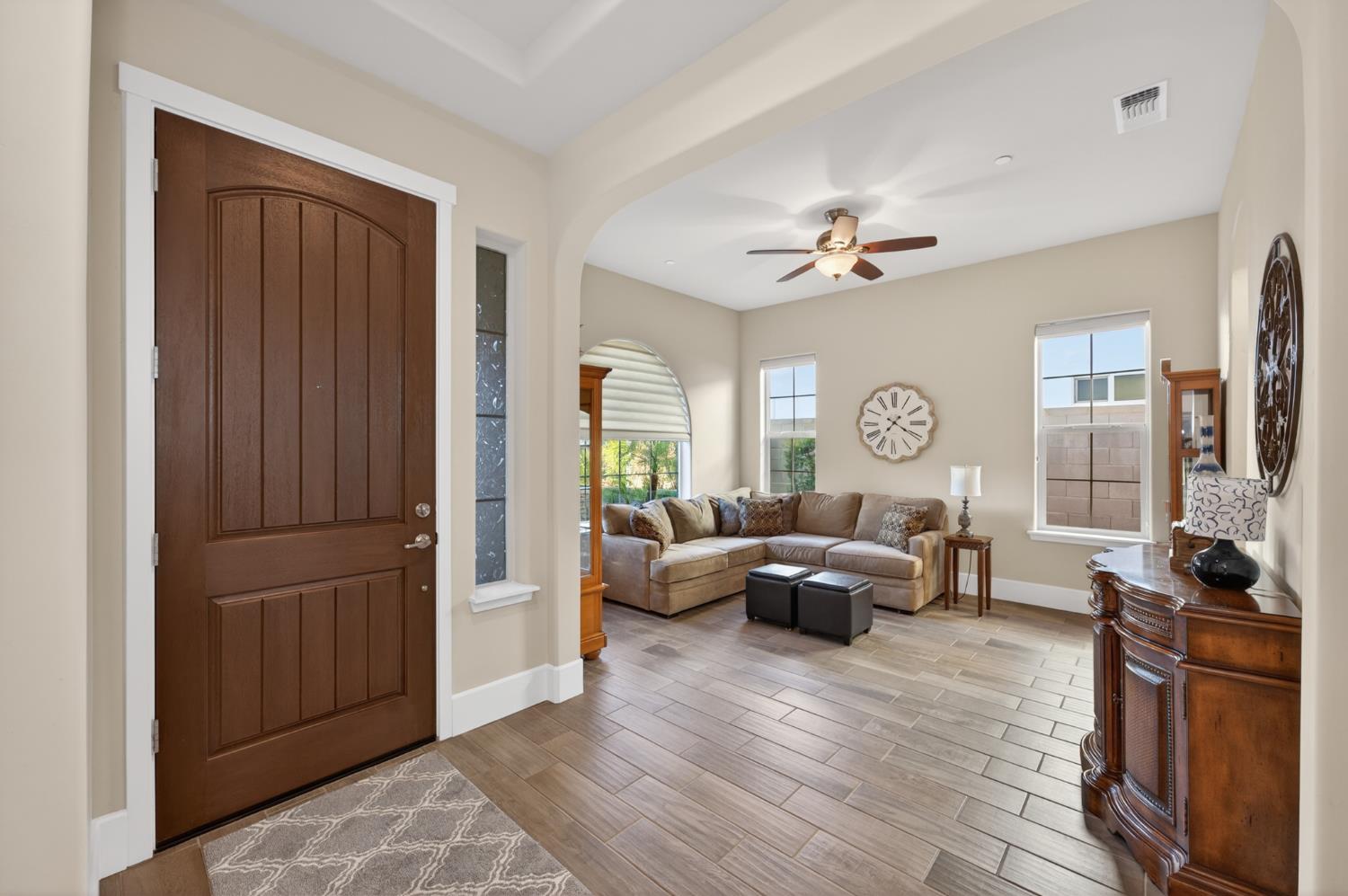 3096 Kenosha Ave, Clovis, CA 93619