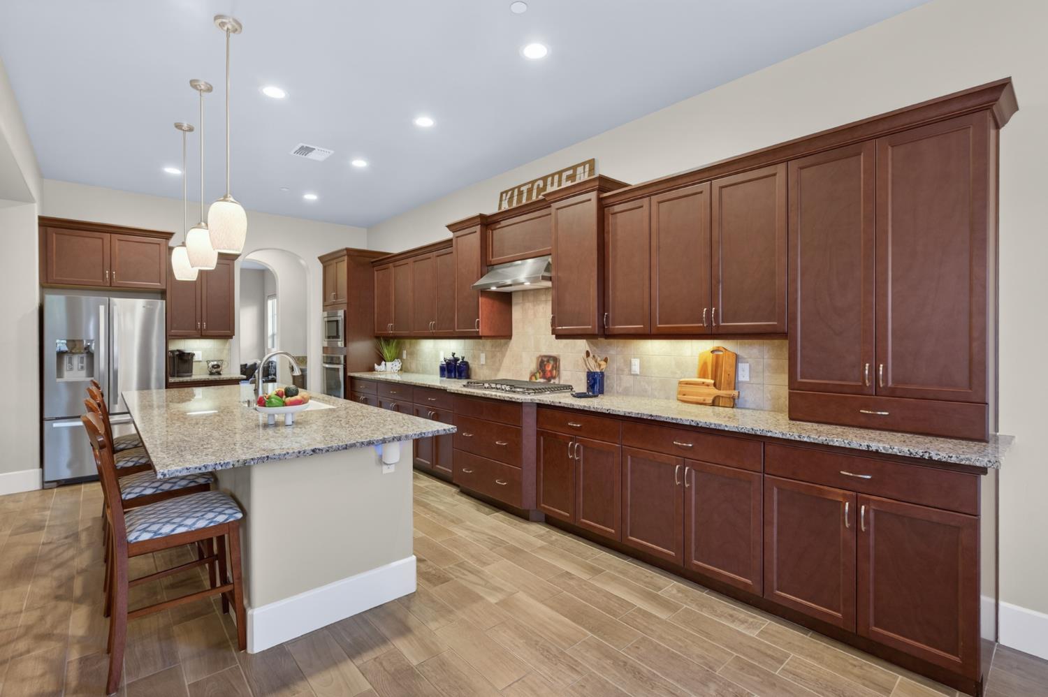 3096 Kenosha Ave, Clovis, CA 93619