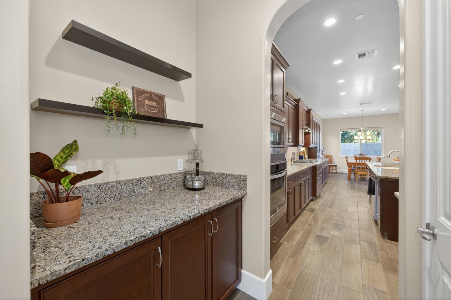 3096 Kenosha Ave, Clovis, CA 93619