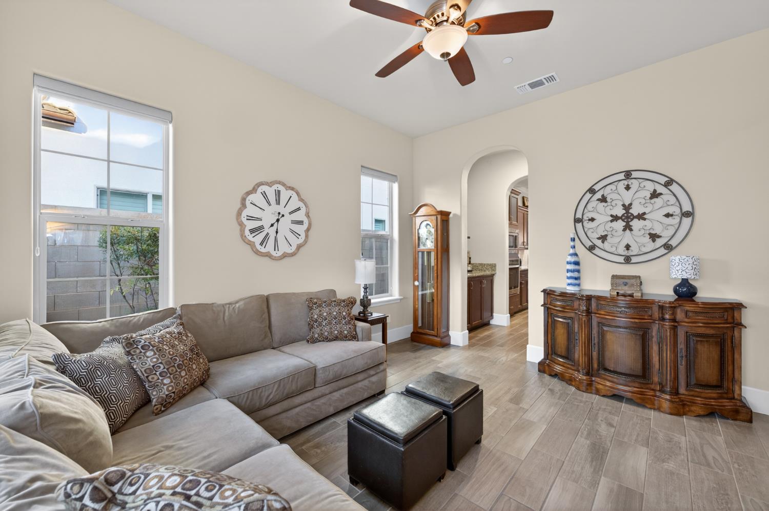 3096 Kenosha Ave, Clovis, CA 93619