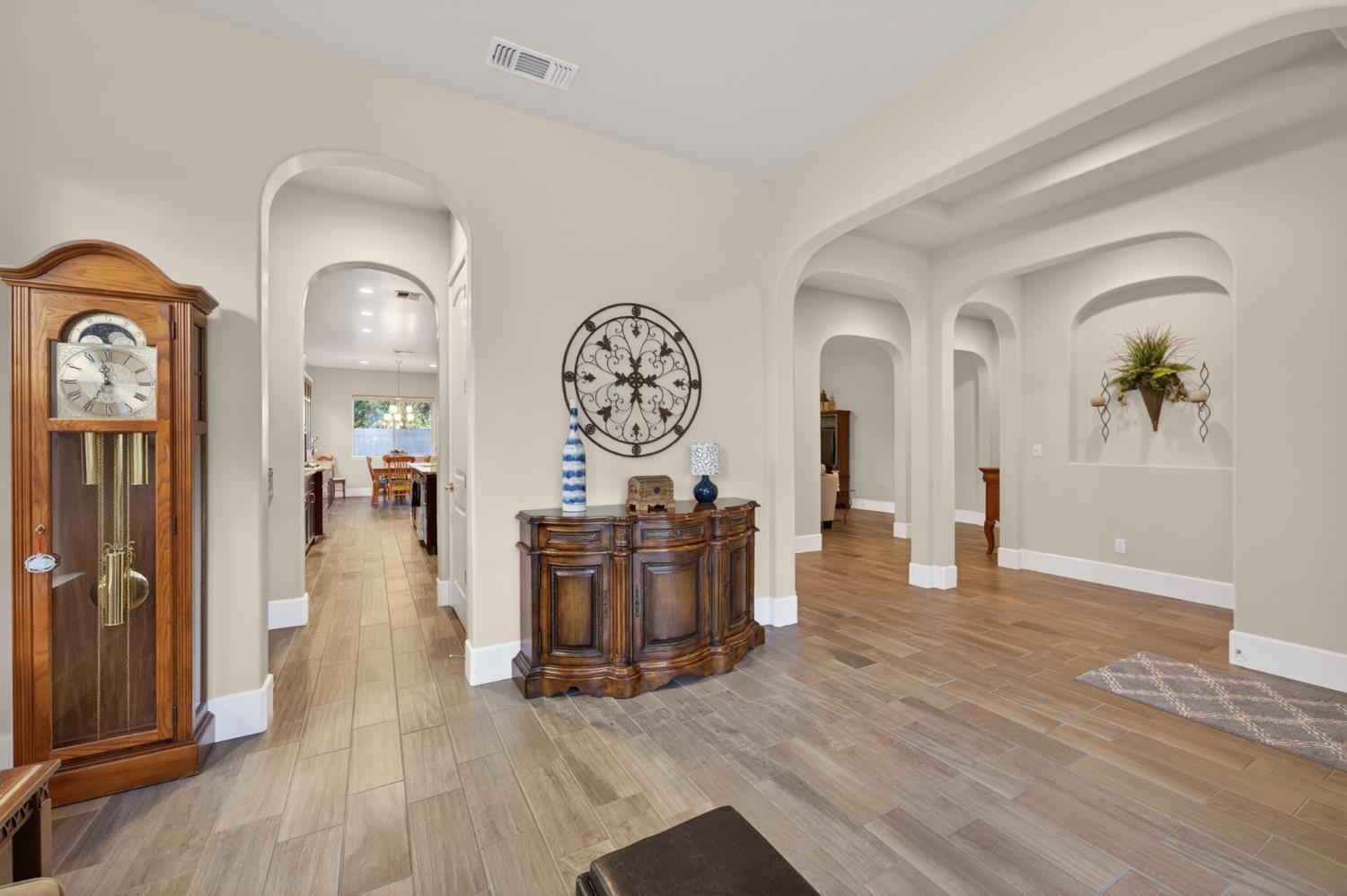 3096 Kenosha Ave, Clovis, CA 93619