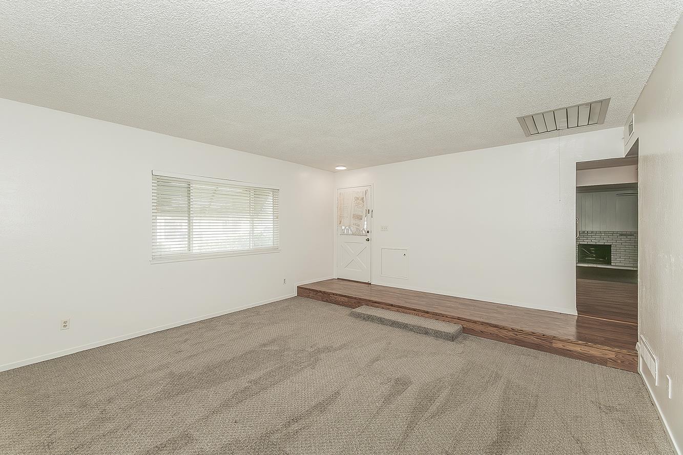 1717 E fremont, Fresno, CA 93710
