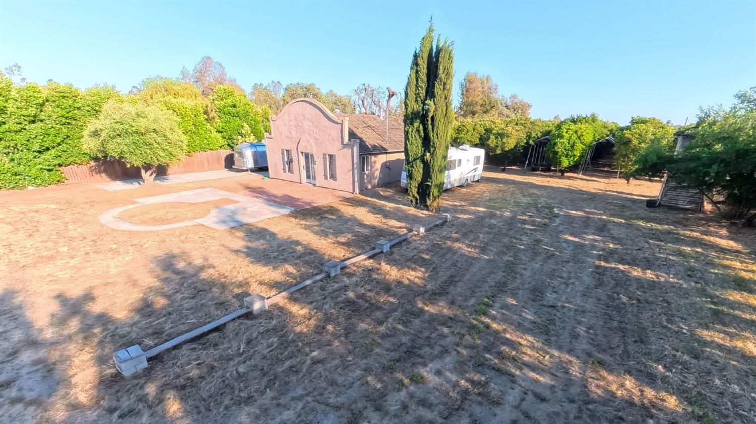 6691 E Olive Ave, Fresno, CA 93727