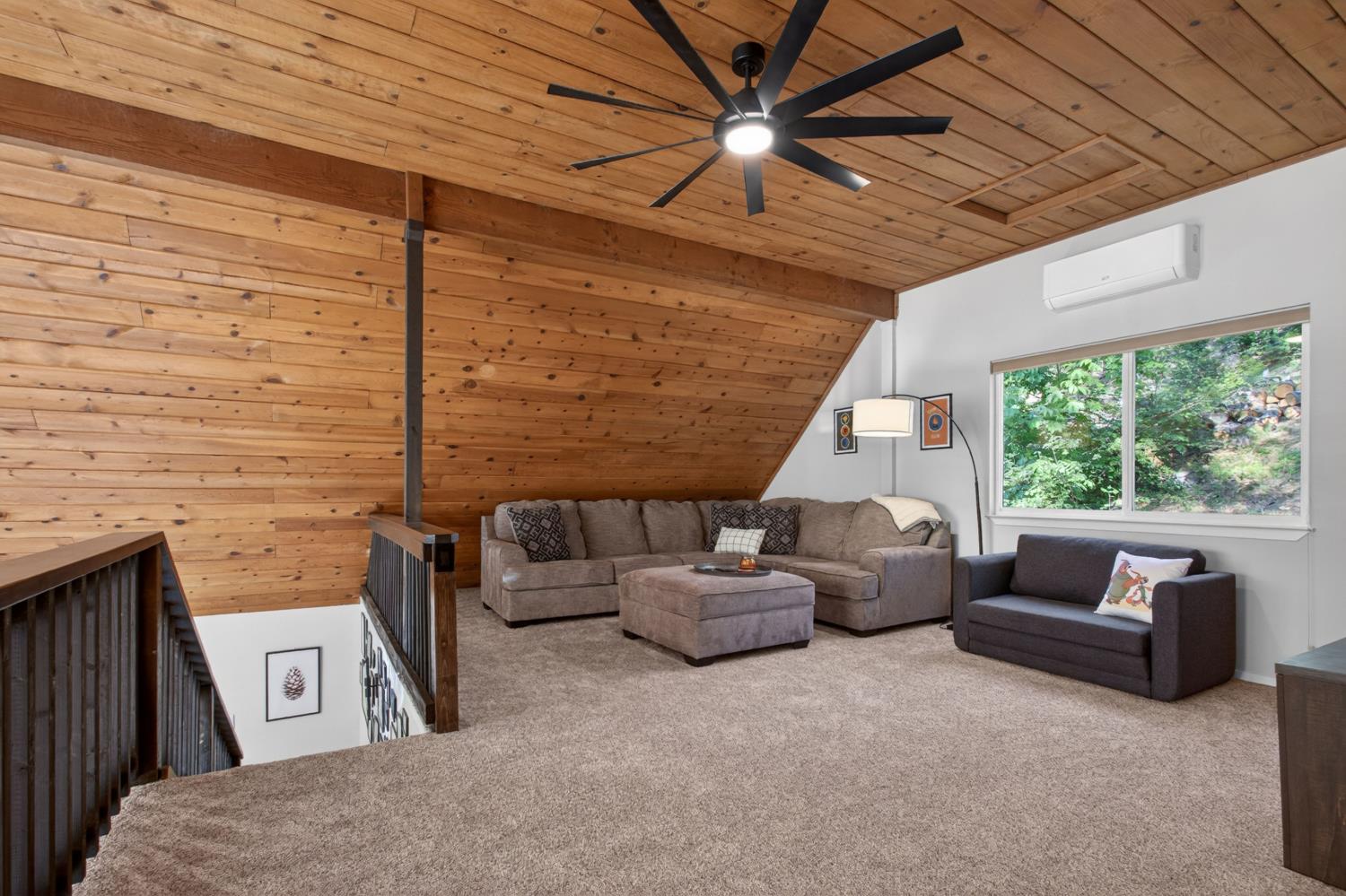 22437 Robin Hood, Tuolumne, CA 95383