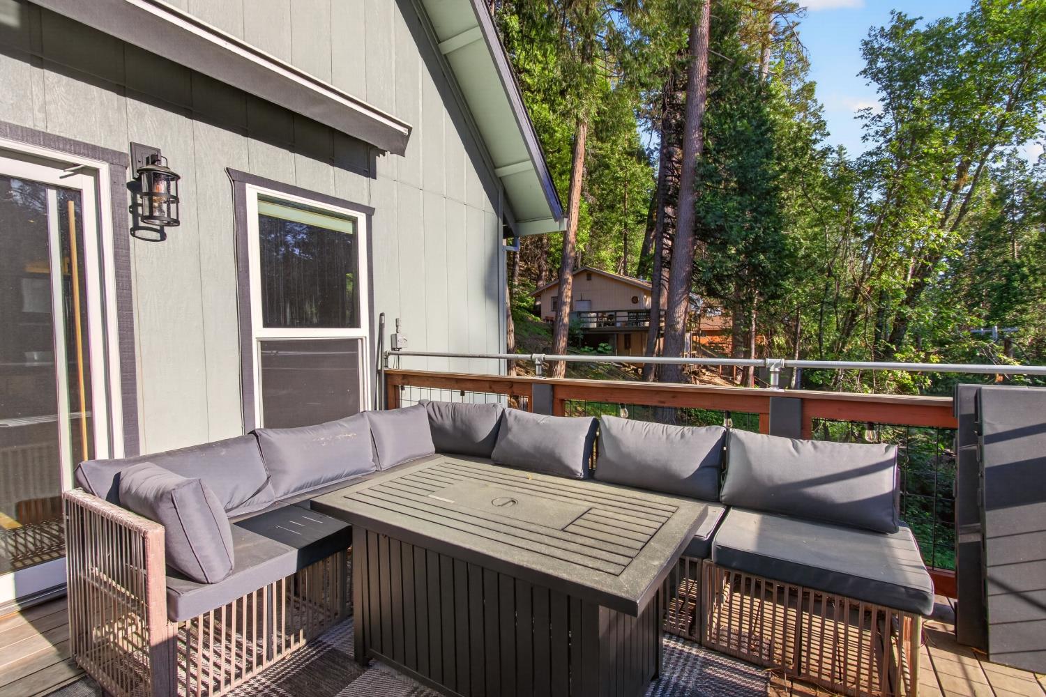 22437 Robin Hood, Tuolumne, CA 95383
