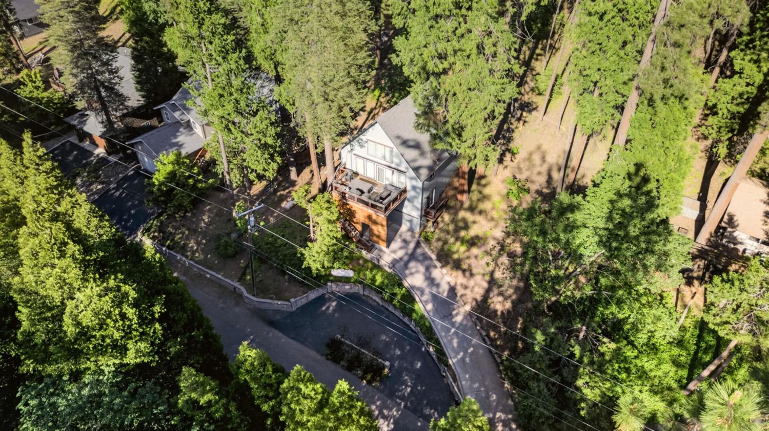 22437 Robin Hood, Tuolumne, CA 95383